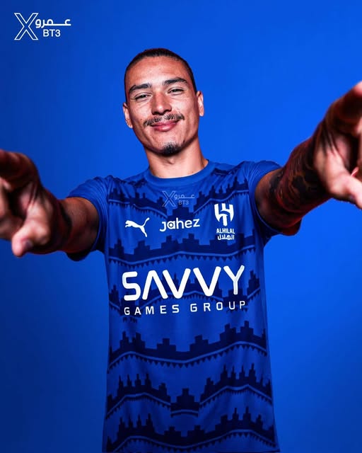 داروين نونيز ينتقل رسميًا إلى الهلال السعودي